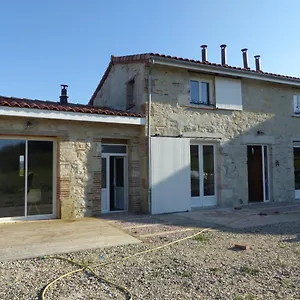 Au Clair De Loup Bed & Breakfast Saint-Loup (Tarn-et-Garonne)