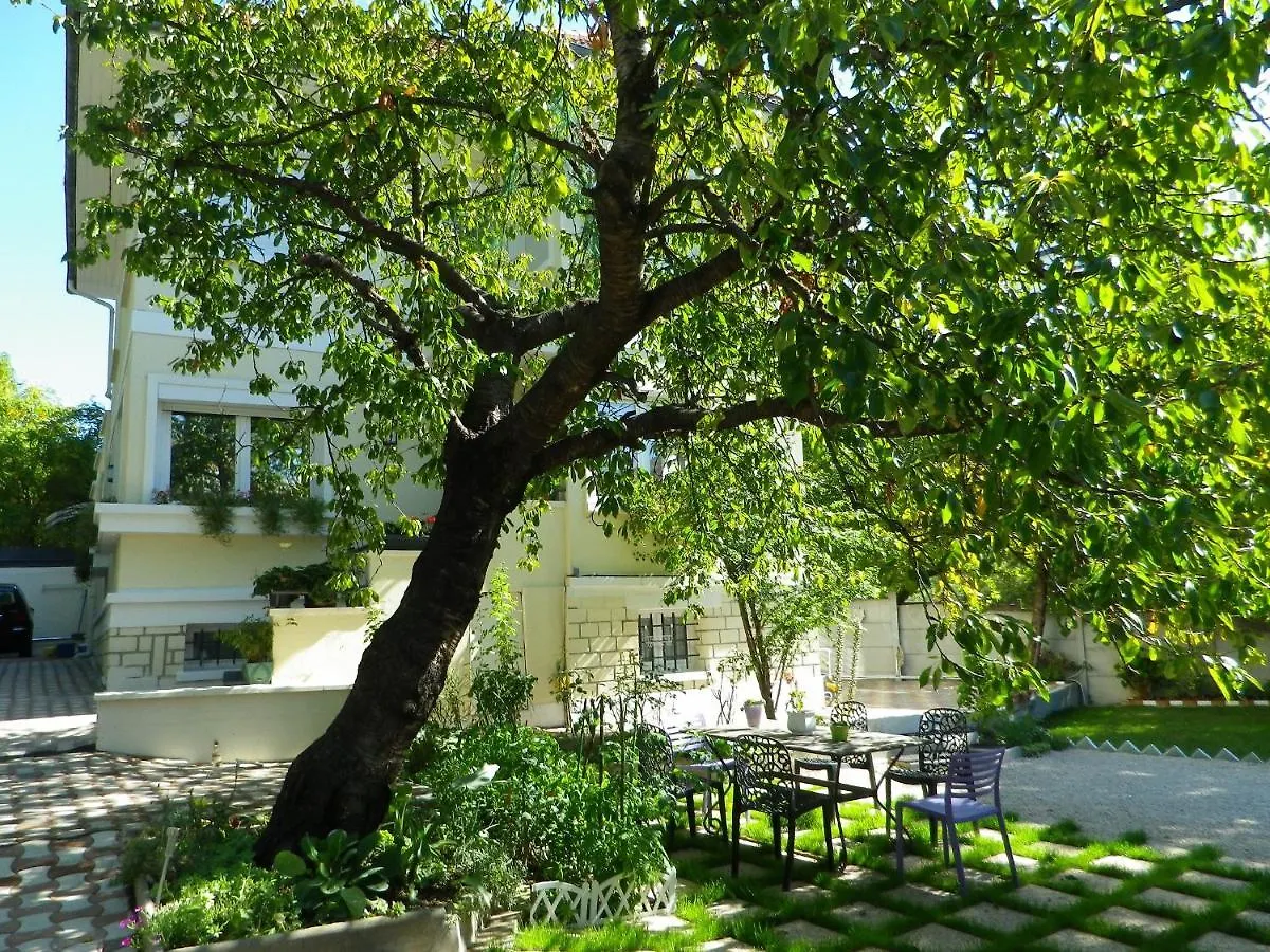 Guest house Villa Sunshine Bagneux