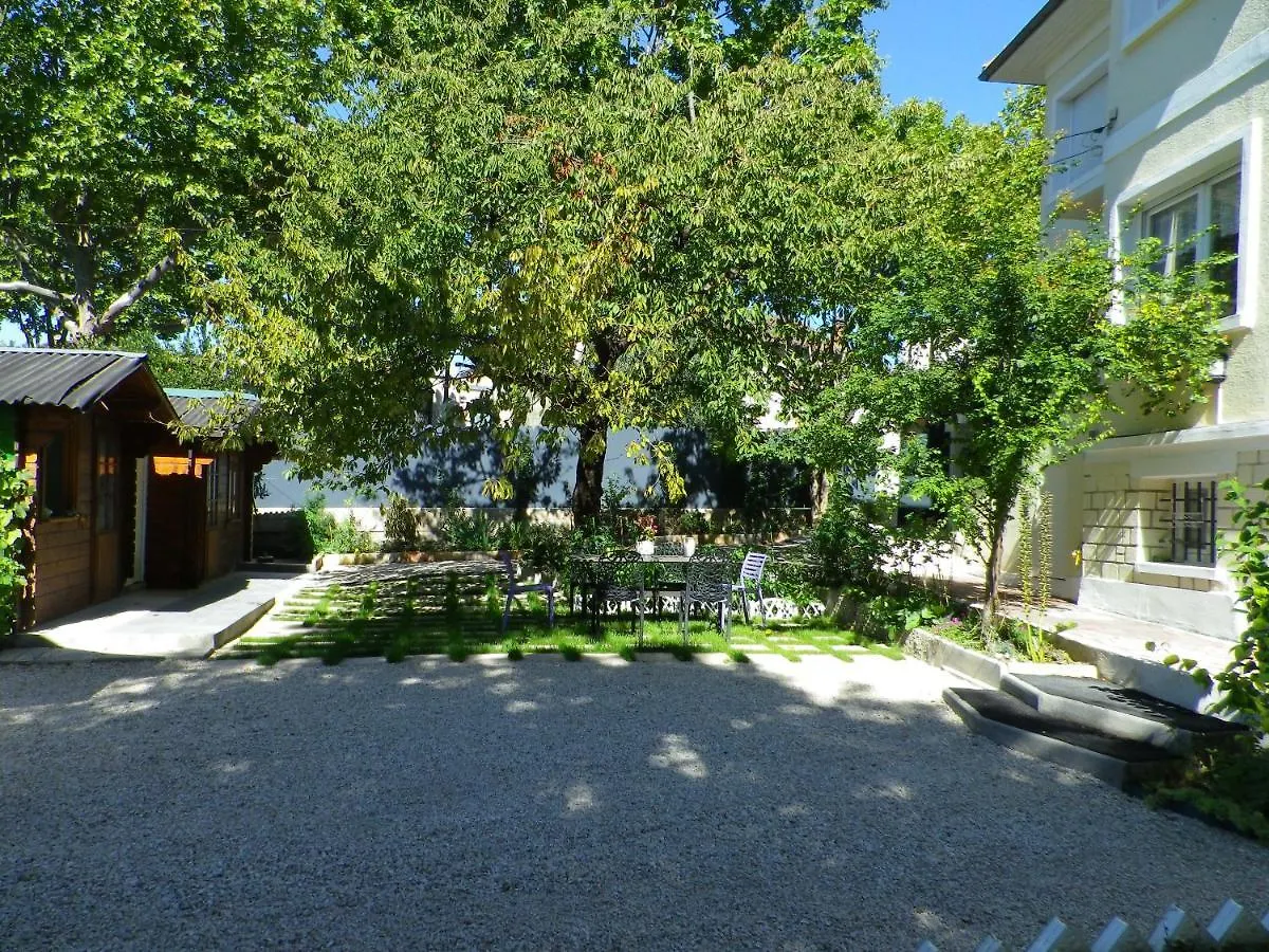 Guest house Villa Sunshine Bagneux  France