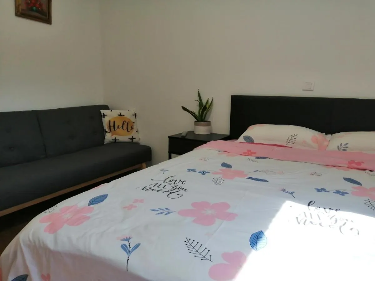 Villa Sunshine Bagneux  0*, Bagneux (Hauts-de-Seine) France