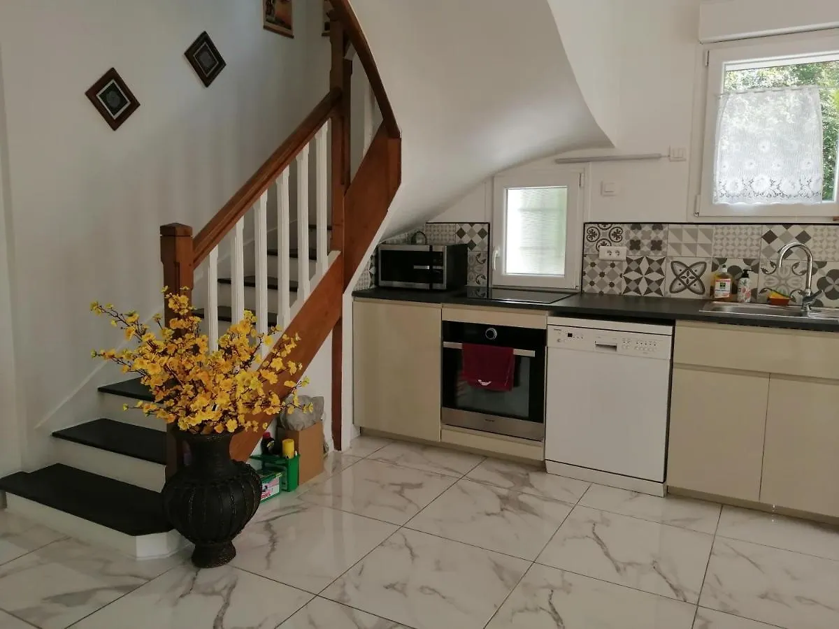 Villa Sunshine Bagneux  0*, Bagneux (Hauts-de-Seine)